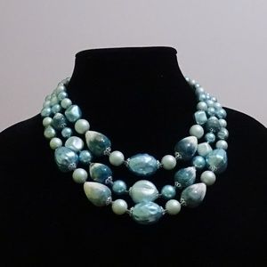3 strand ceramic necklace.